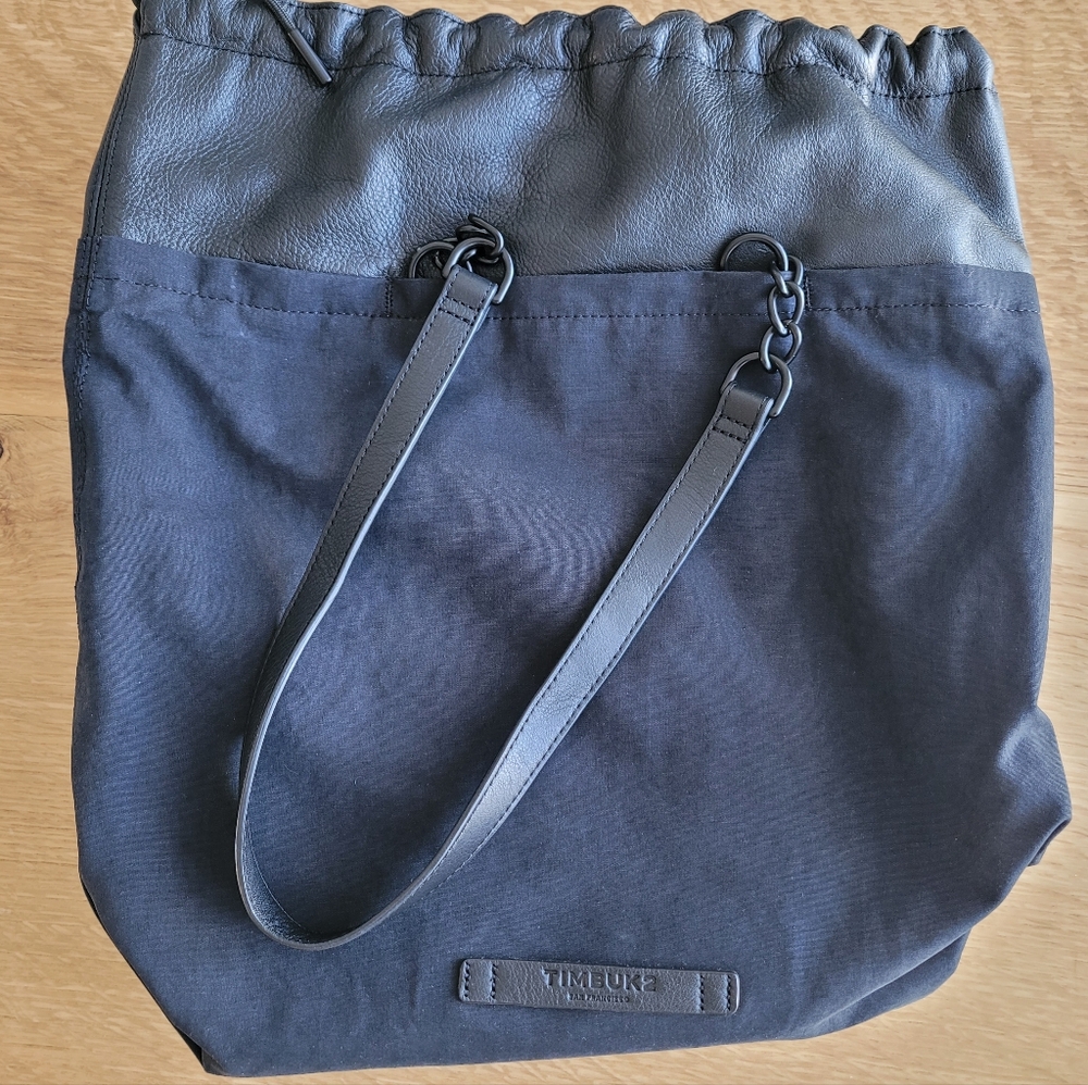 Timbuk2 Women's Black Area Tote Bag 20L